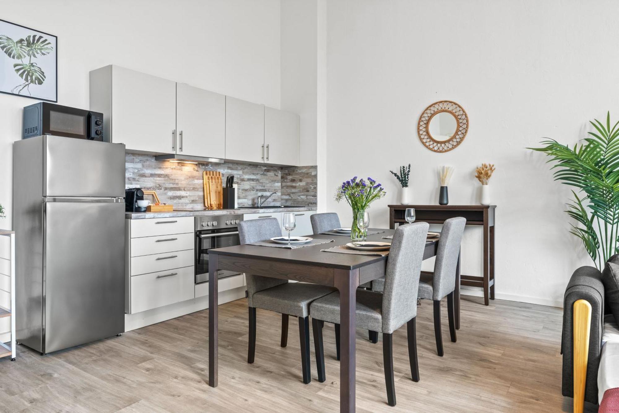 Mint Apartment Ueber Der Stadt Parken Kueche Wifi Берлин Экстерьер фото